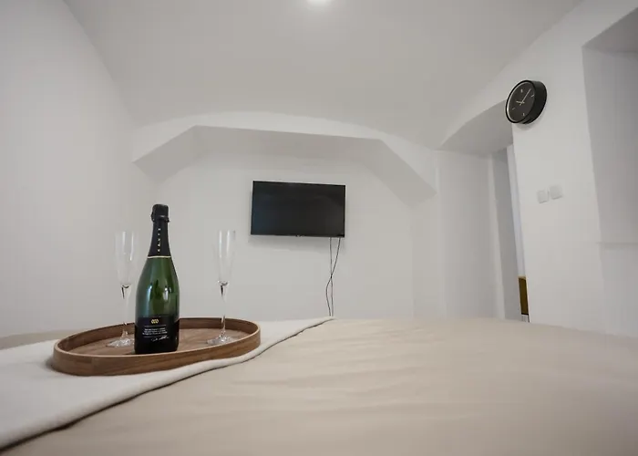 Amore Luxury Apartment