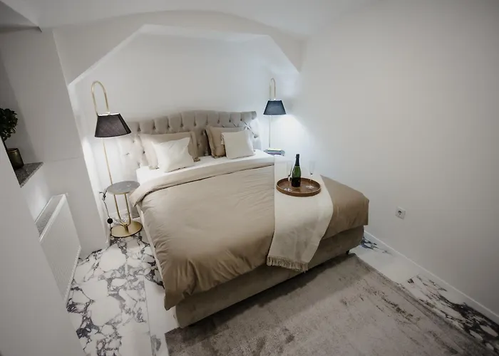 Amore Luxury Apartment